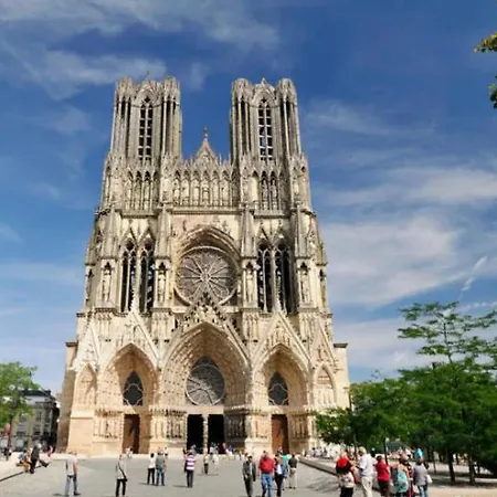 L'ange Dore * Ρενς